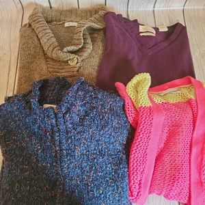 Womens Lot of 4 Long Sleeve Sweaters Large Christopher and Banks Size Large